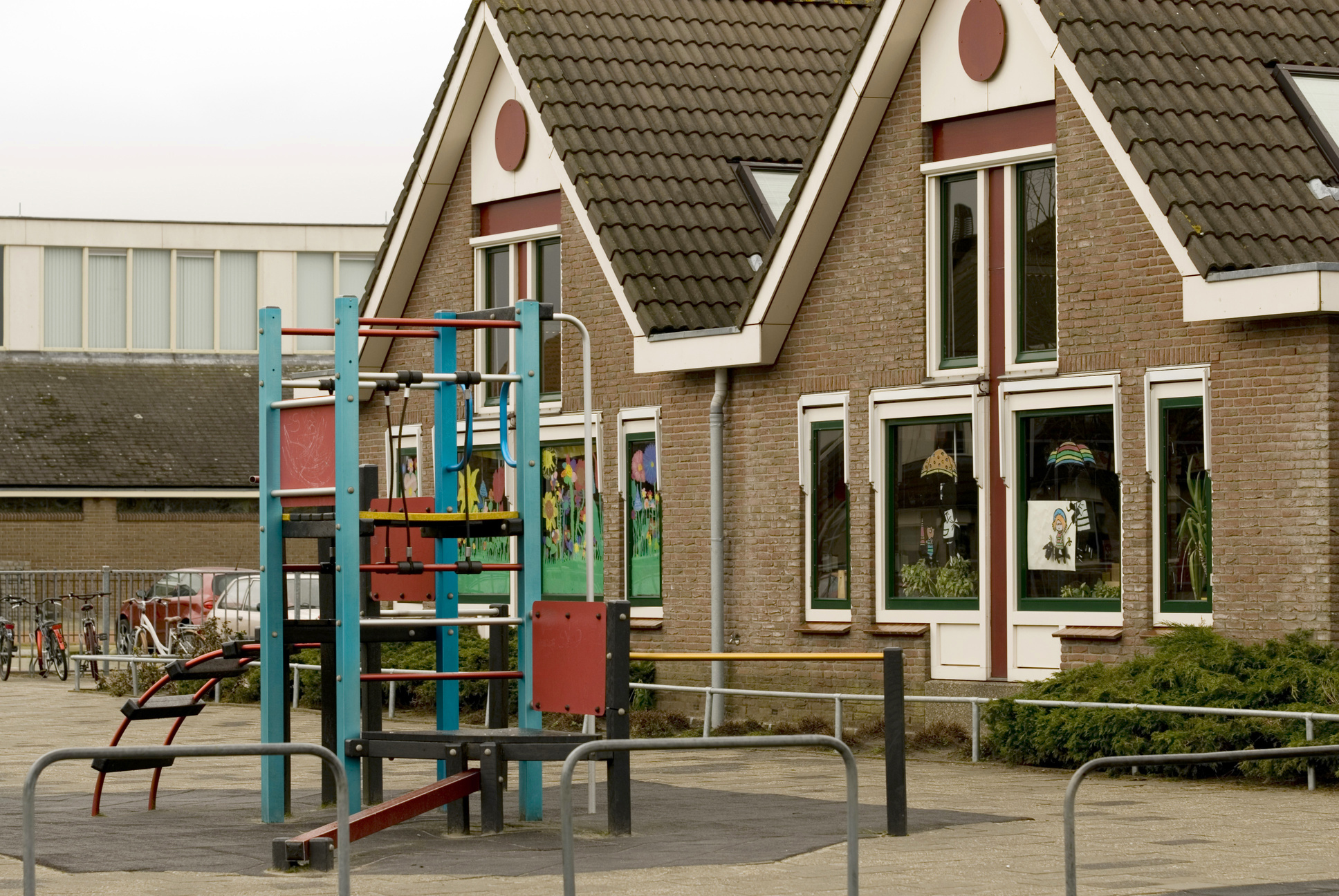 Elementary School Buildings 